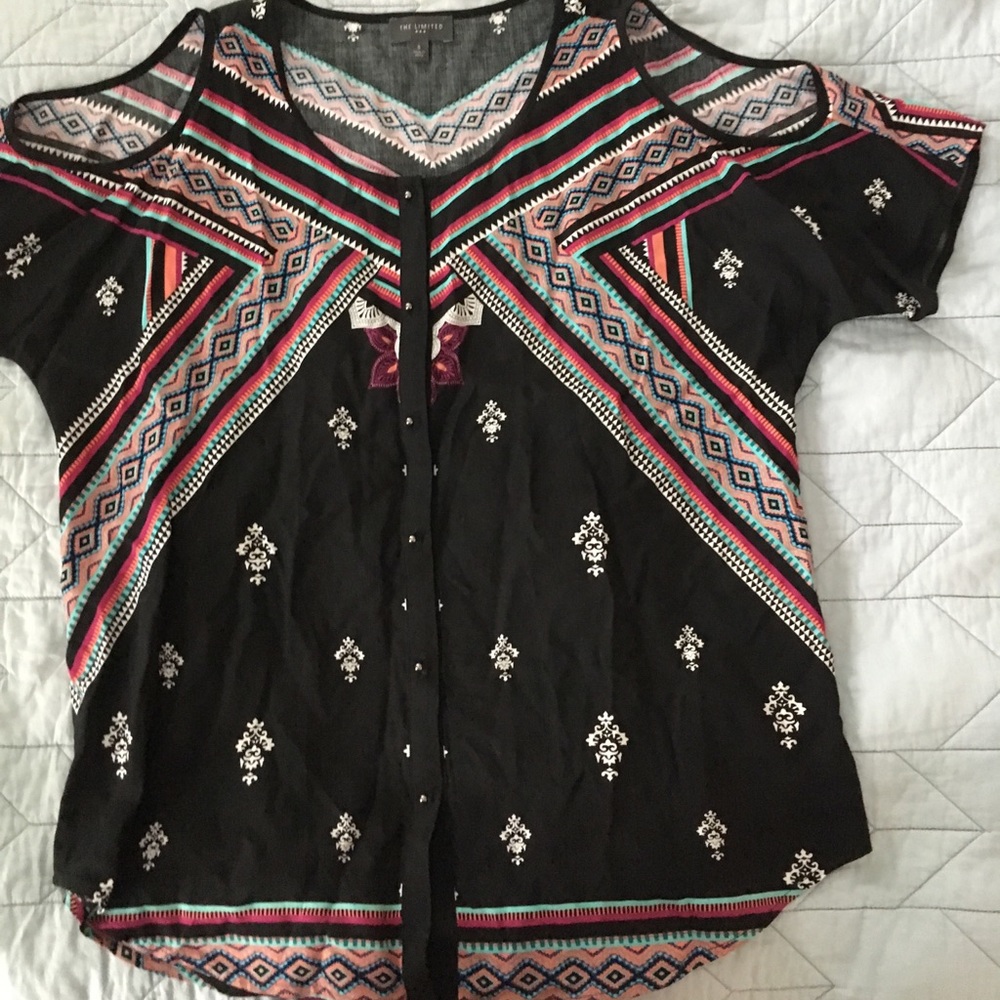 Limited cold shoulder top